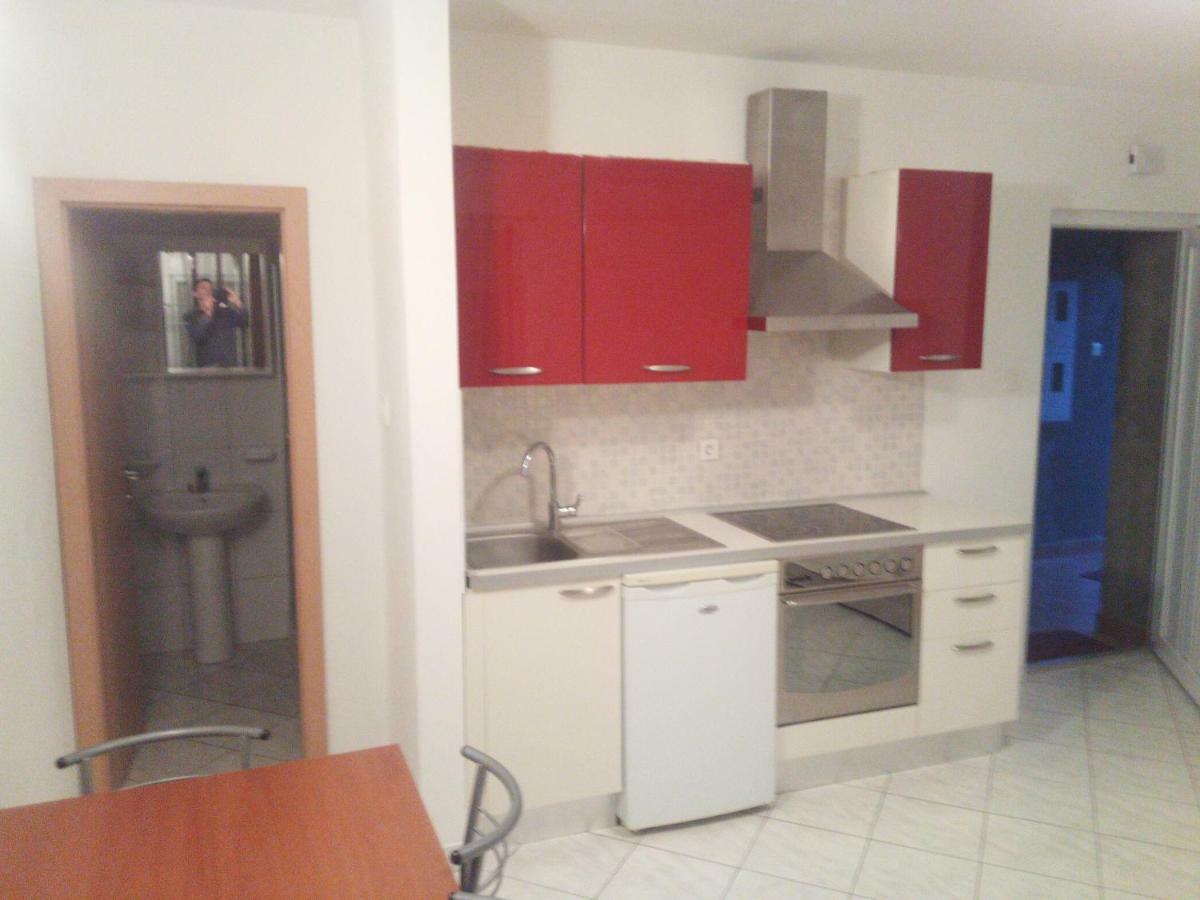 Melani Apartmán *
